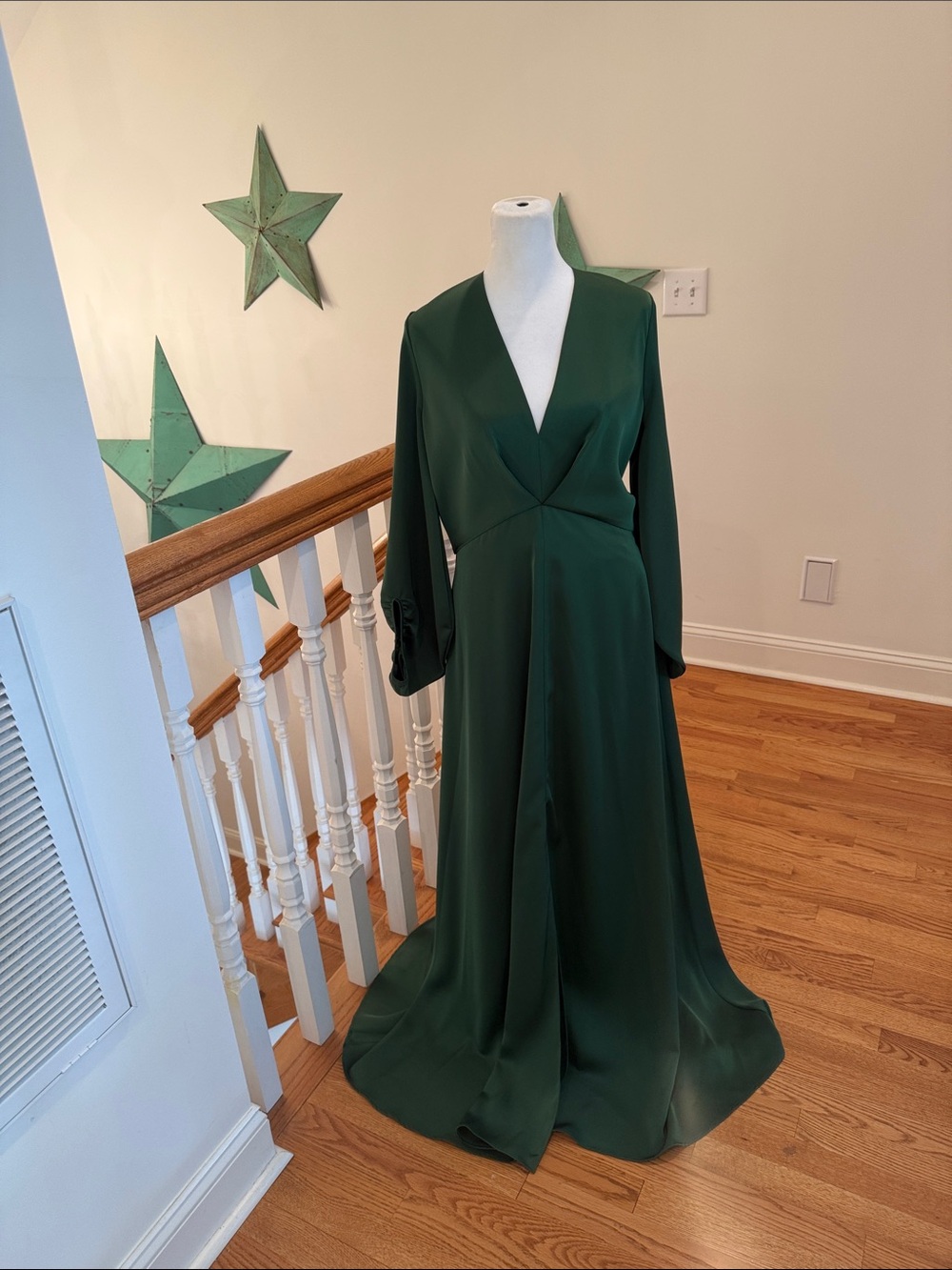 Sachin + Babi Emerald Green V-Neck Long Sleeve Maxi Gown THE JENNY DRESS
